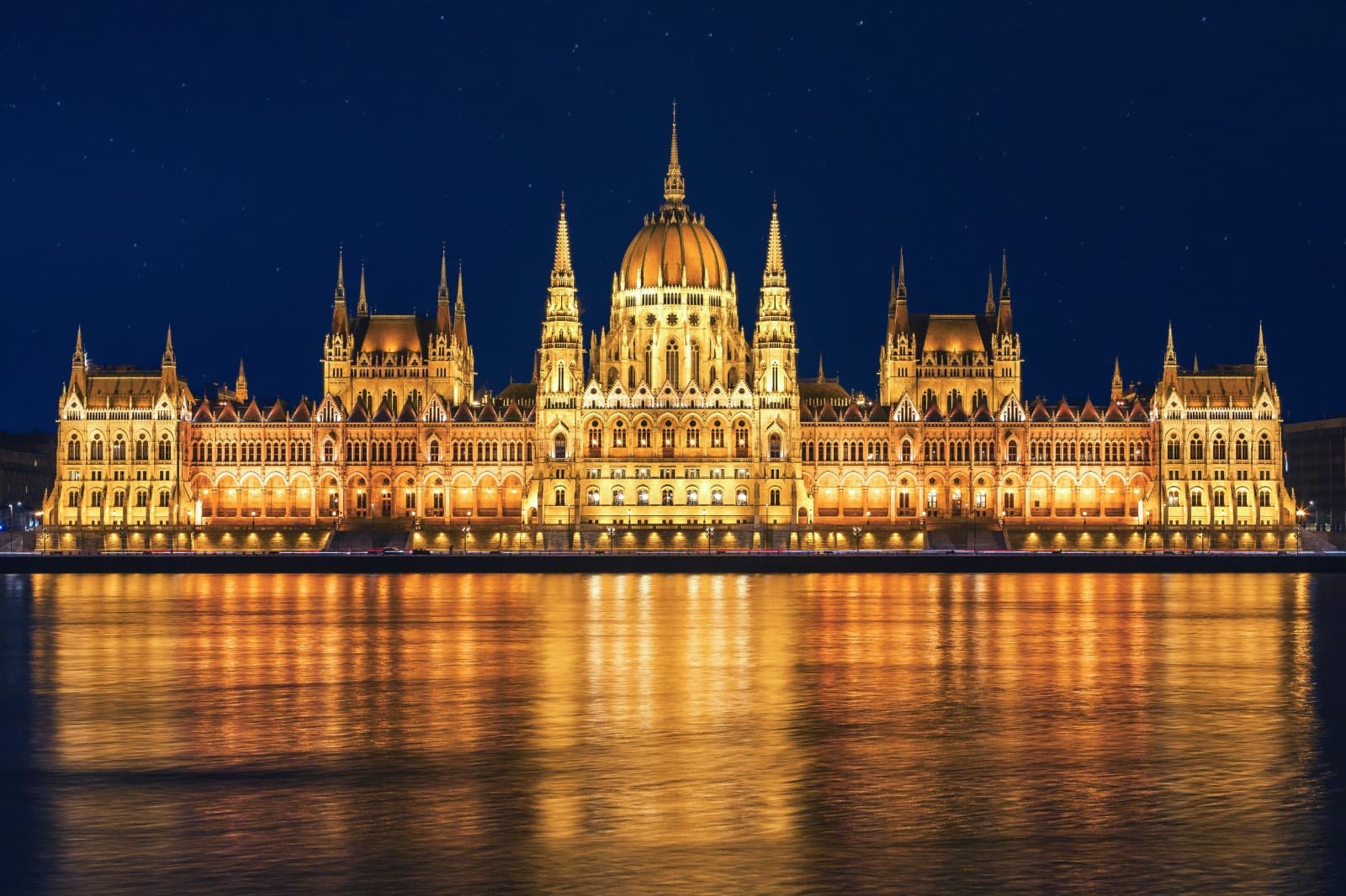 Budapest: la perla del Danubio, foto 1